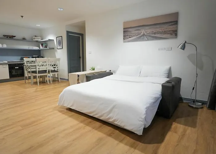 Cozy 2br In 5 Mins Bts 110 Sqm By Mattco 公寓 曼谷